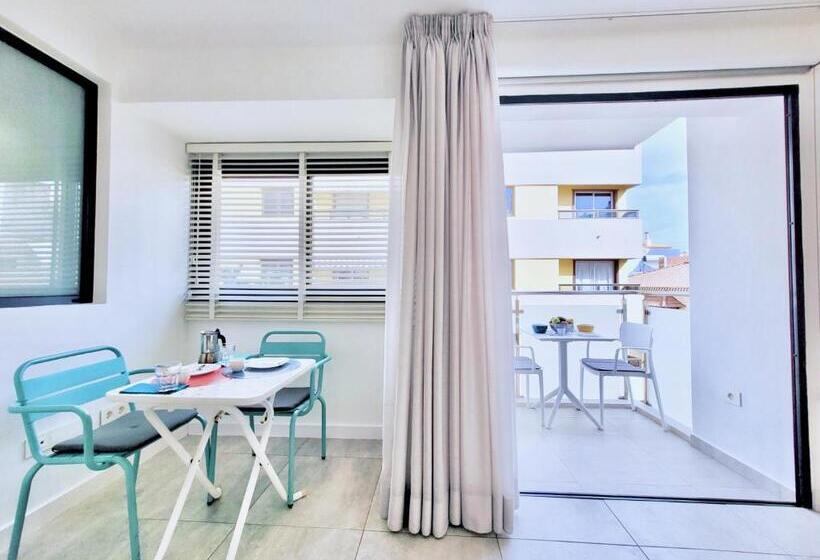 إستوديو ديلوكس, North Coast Apartments