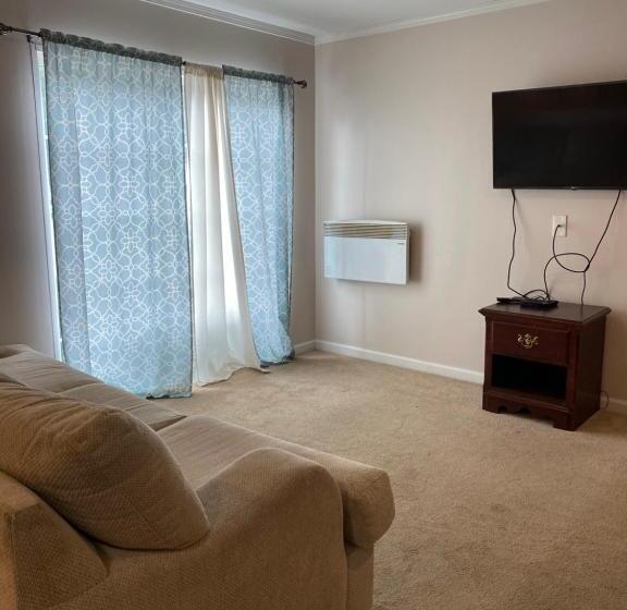 带2个卧室的套房, Barberry Court Motel &cabins