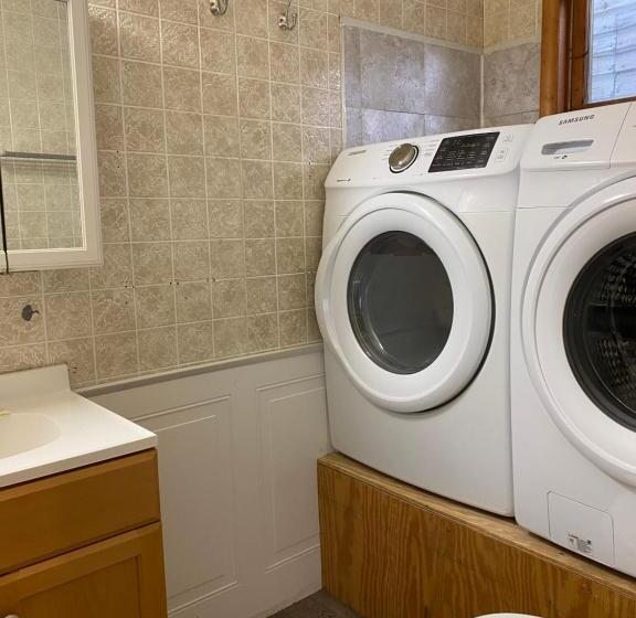 带2个卧室的套房, Barberry Court Motel &cabins