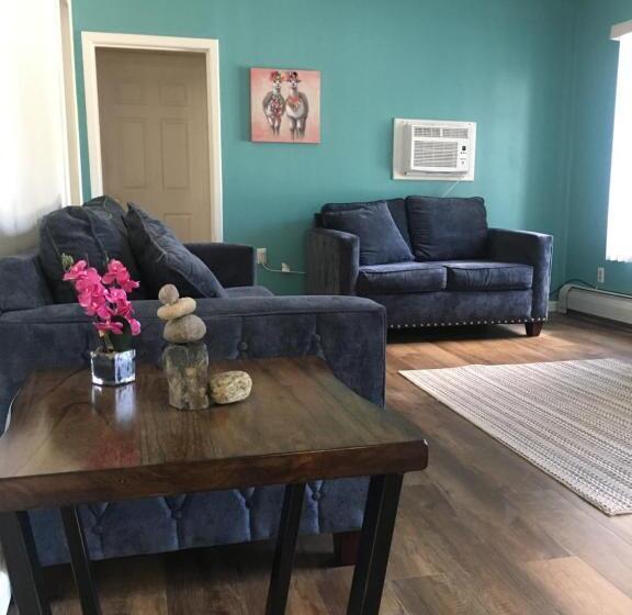 带3个卧室的公寓, Barberry Court Motel &cabins