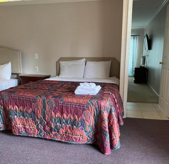 带2个卧室的套房, Barberry Court Motel &cabins