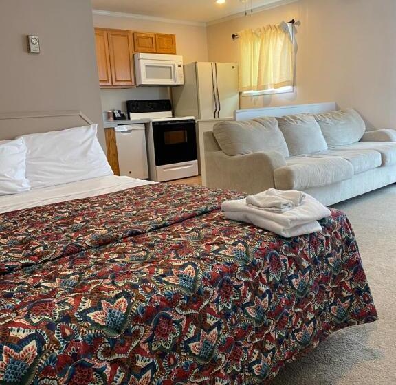 带2个卧室的套房, Barberry Court Motel &cabins