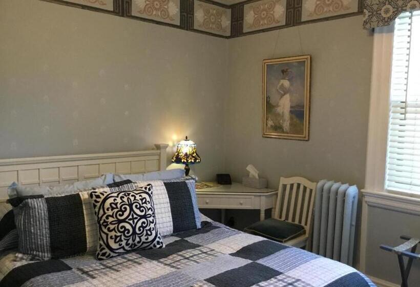 Номер Deluxe, Amherst Inn