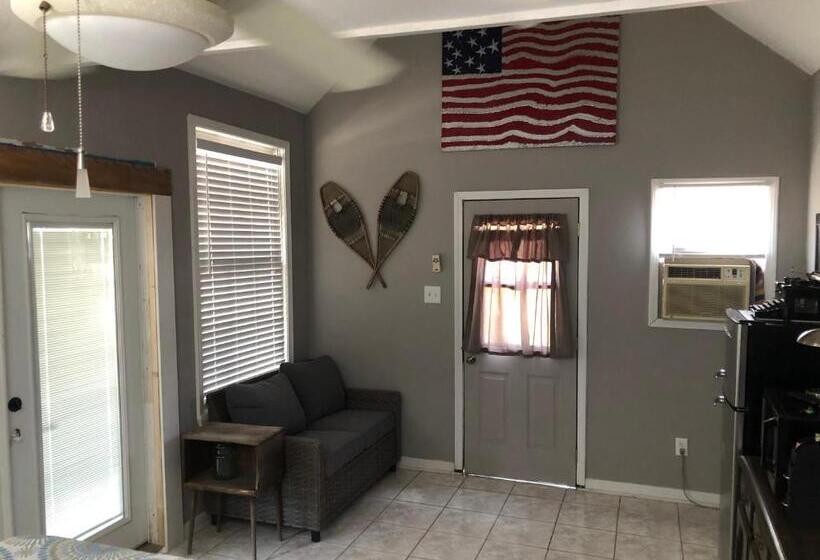 בית, 3 חדרי שינה, Dry Creek