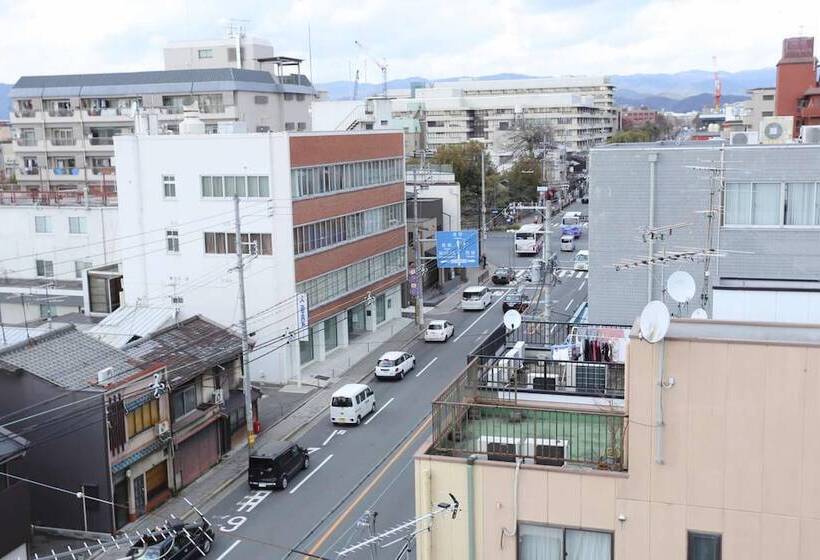 Family Room, Kyoto Guest House Ninja   Hostel
