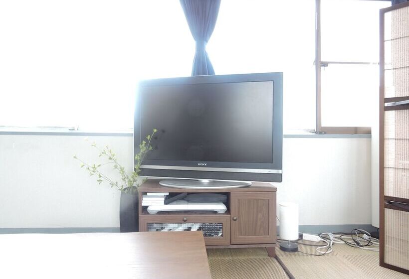 Family Room, Kyoto Guest House Ninja   Hostel