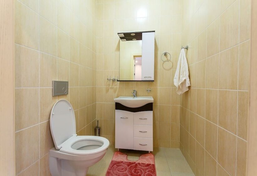 استودیوی استاندارد, Alanda