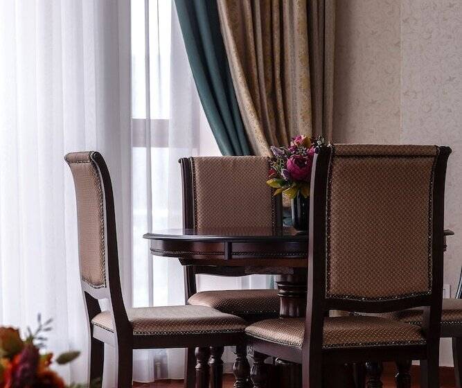 استودیوی استاندارد, Alanda