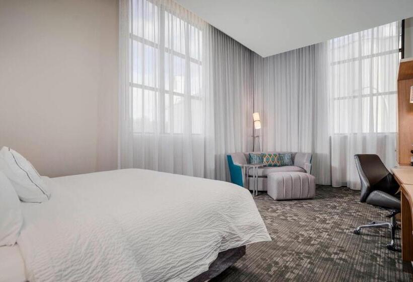 Люкс Кровать Кинг, Courtyard By Marriott Niagara Falls, Usa