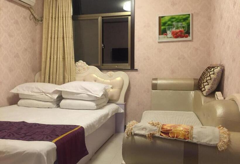 Номер Стандарт, Huangyaguan Great Wall Li Bo Home