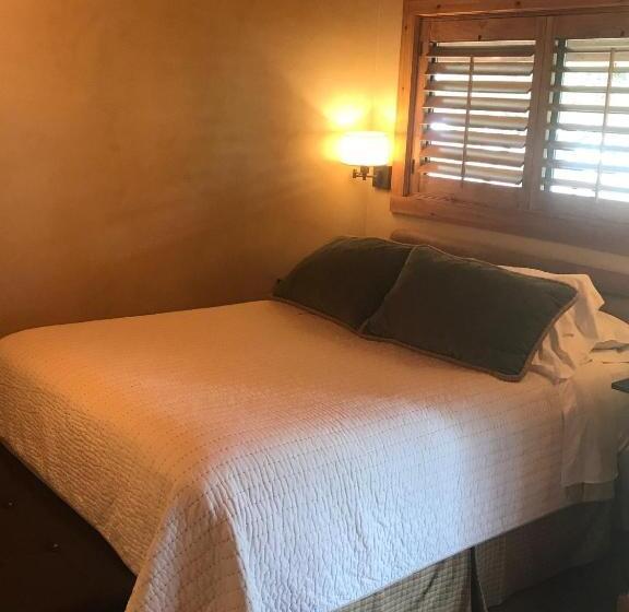 סוויטה, Joshua Creek Ranch