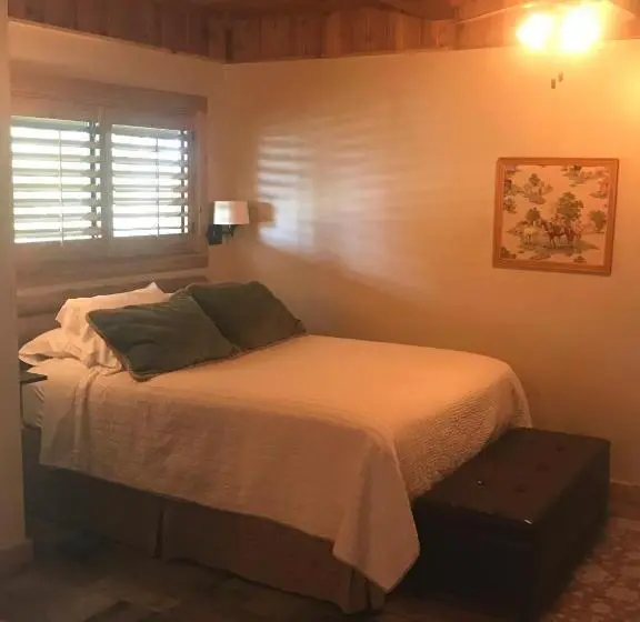 Sviitti, Joshua Creek Ranch