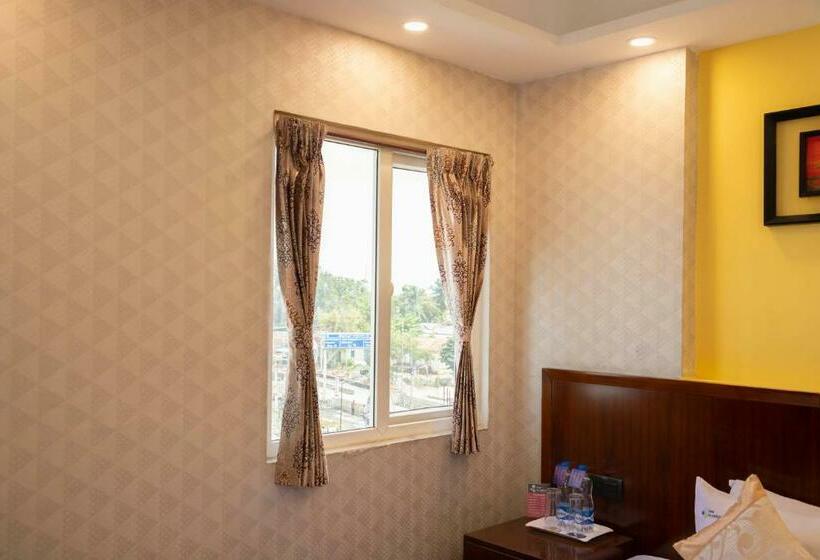 Deluxe Room, The Pebble Boutique