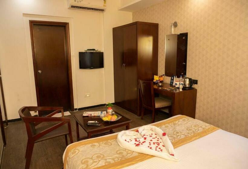 Deluxe Room, The Pebble Boutique