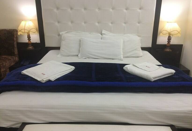 اتاق لوکس, Platinum Plaza