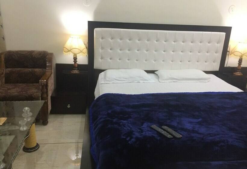 اتاق لوکس, Platinum Plaza