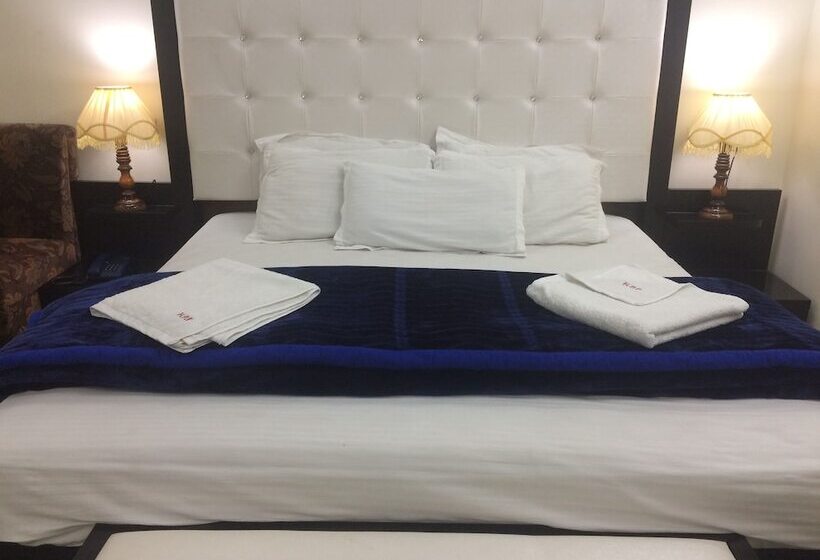 اتاق لوکس, Platinum Plaza