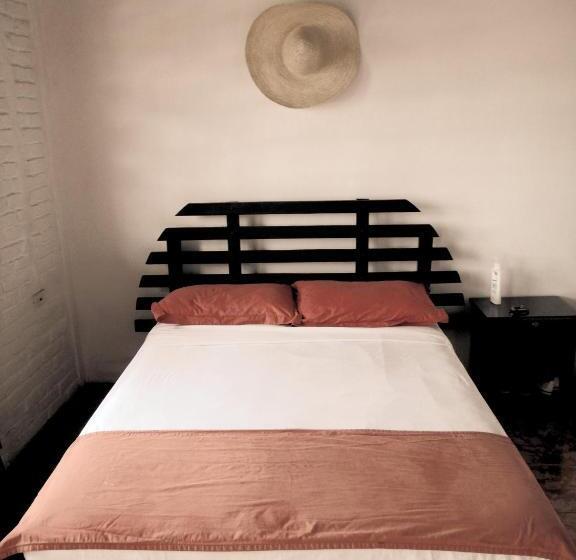 Номер Стандарт с Балконом, Sundown Beach