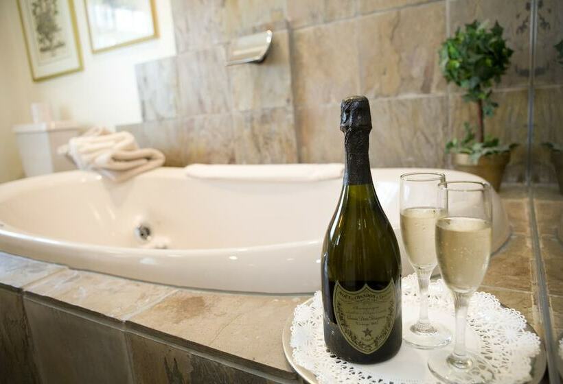 Люкс, The Belvedere Inn & Restaurant