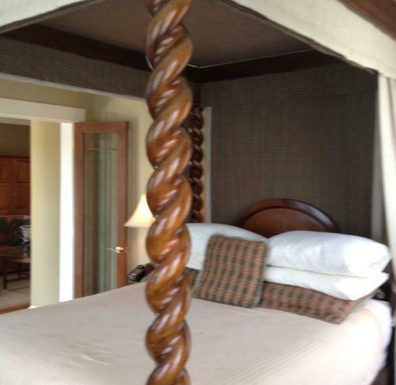 Люкс с Балконом, The Belvedere Inn & Restaurant