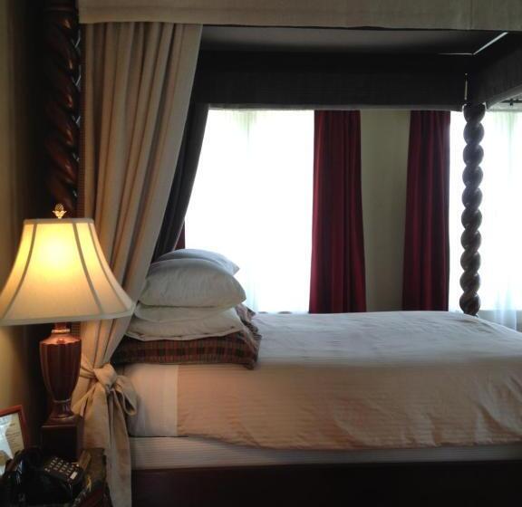 Люкс с Балконом, The Belvedere Inn & Restaurant