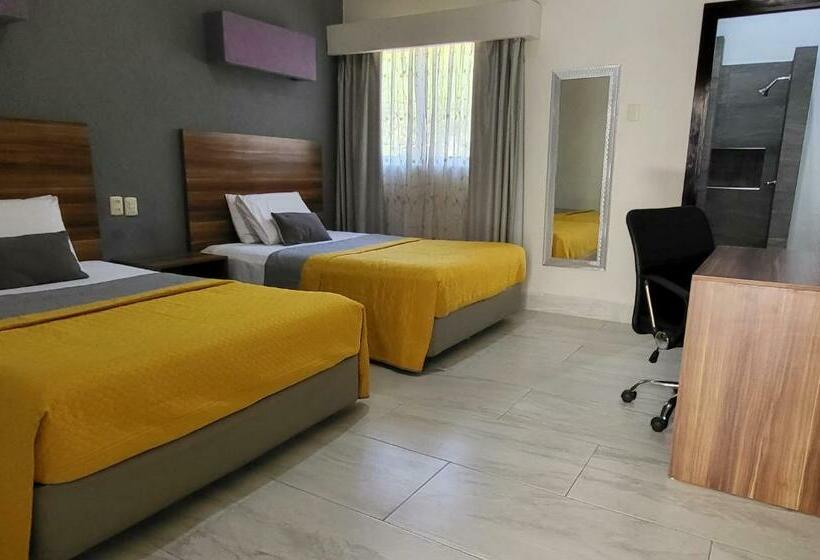 חדר סטנדרט לשלושה, Tonala