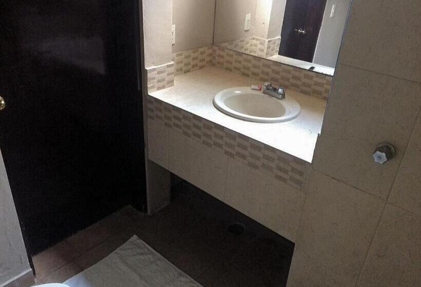 חדר סטנדרט, Tonala