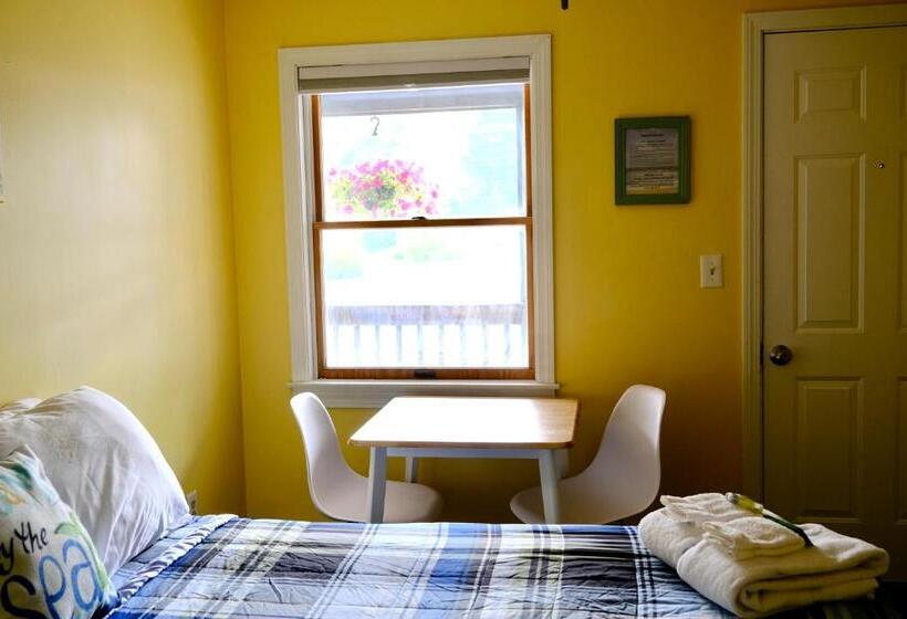 スタンダードルーム, Dock House Inn