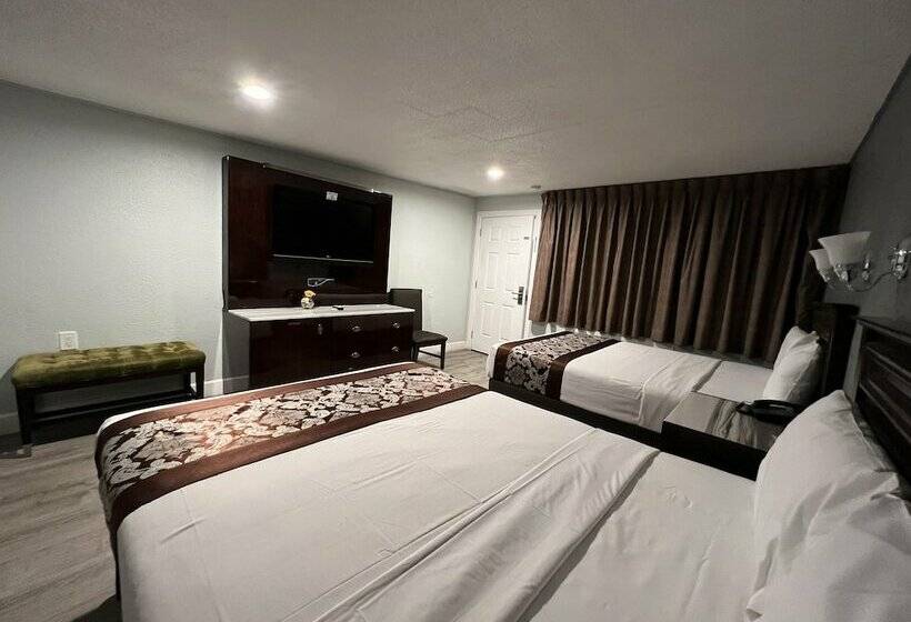 اتاق لوکس, Relax Inn