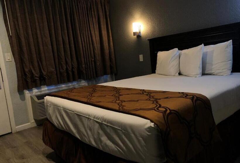 اتاق لوکس, Relax Inn