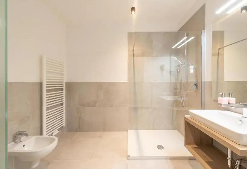 Duplex-sviitti, Vineus Tramin