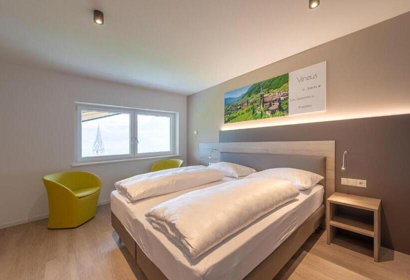 جناح دوبلكس, Vineus Tramin