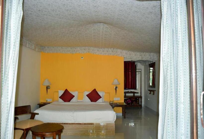 חדר סטנדרט עם מיטת קינג, Sultan Bagh Resort By The Sky Imperial