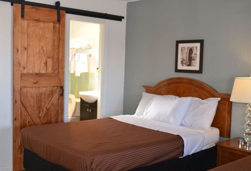 Четырехместный Номер Deluxe, The Oak Motel