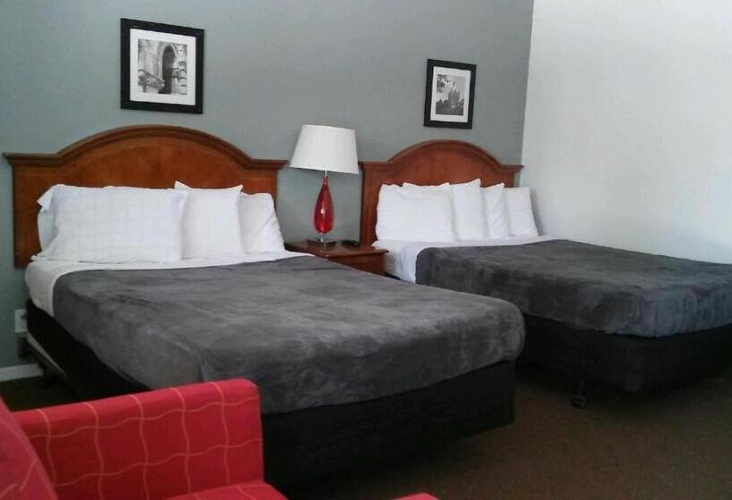 Четырехместный Номер Deluxe, The Oak Motel