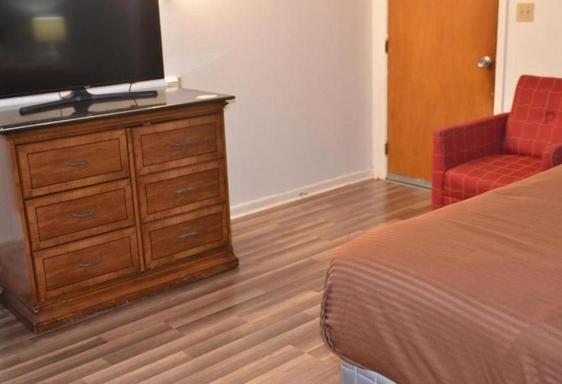 Номер Стандарт, The Oak Motel