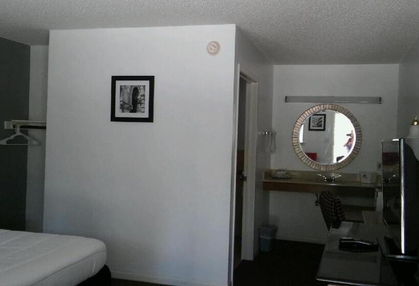 Стандартный Номер Кровать Кинг, The Oak Motel