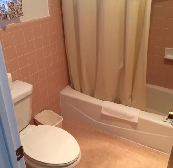 Стандартный Номер Кровать Кинг, The Oak Motel