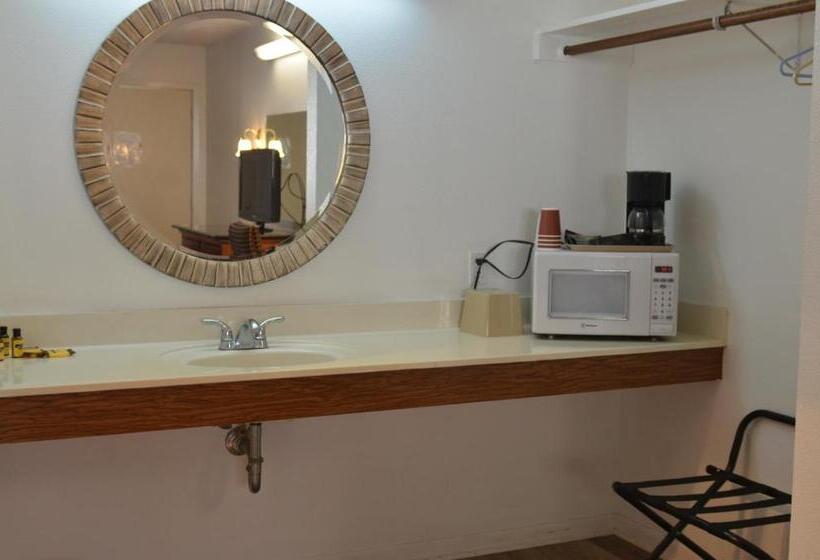 Стандартный Номер Кровать Кинг, The Oak Motel