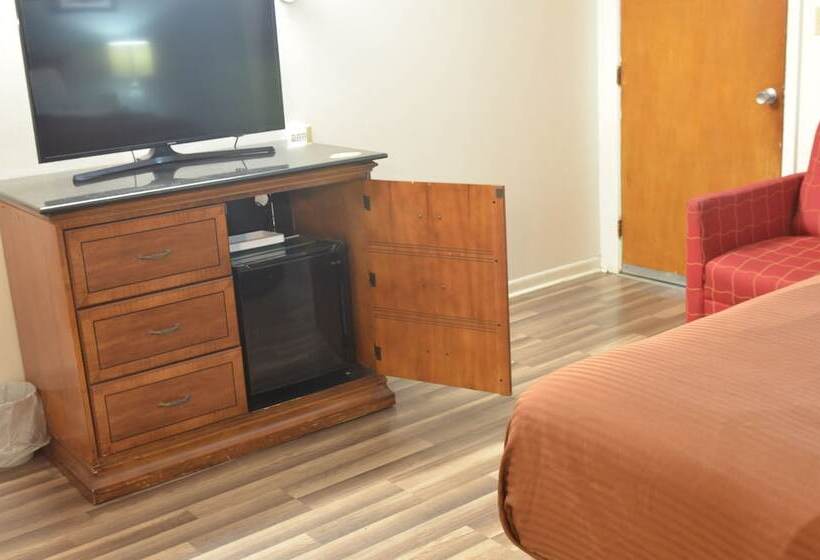 Четырехместный Номер Deluxe, The Oak Motel