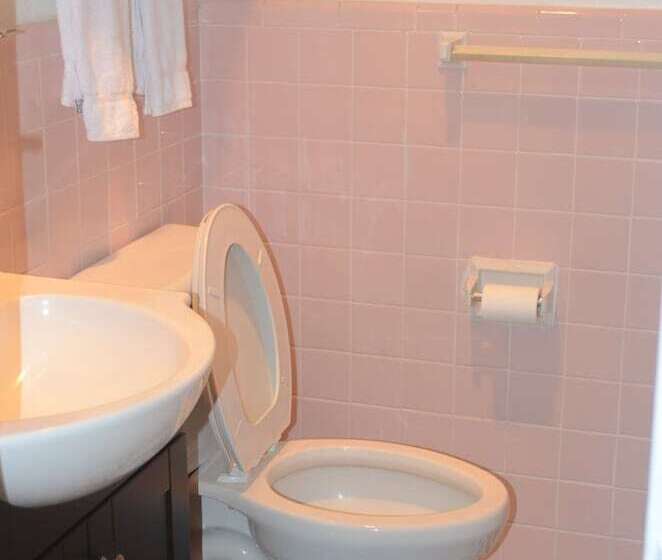 Четырехместный Номер Deluxe, The Oak Motel