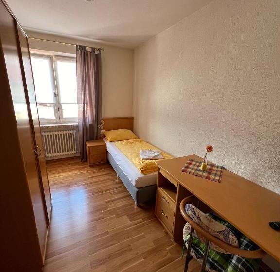 Номер Стандарт Индивидуальный, Gasthaus & Metzgerei Besenhardt