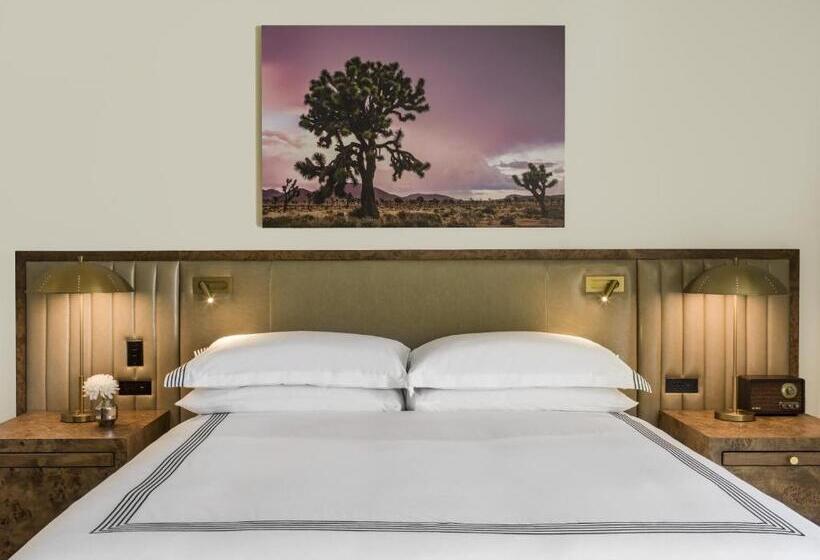 غرفة قياسية سرير كينج, Thompson Palm Springs, By Hyatt