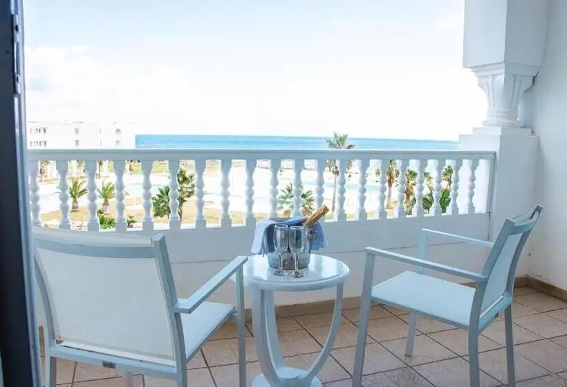 デラックスの4人部屋, Cap Bon Kelibia Beach Hotel & Spa