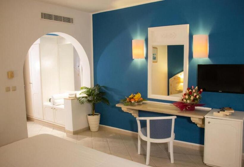 غرفة ديلوكس رباعية, Cap Bon Kelibia Beach Hotel & Spa