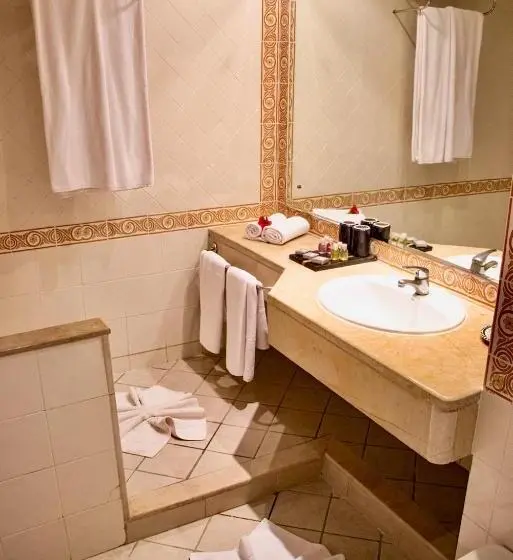 デラックスの4人部屋, Cap Bon Kelibia Beach Hotel & Spa