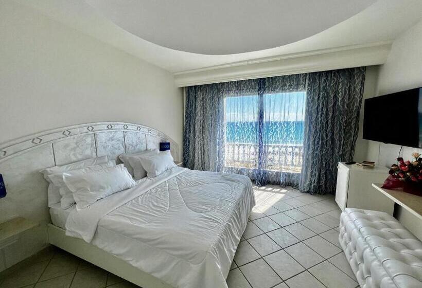 جناح ديلوكس مطل على البحر, Cap Bon Kelibia Beach Hotel & Spa