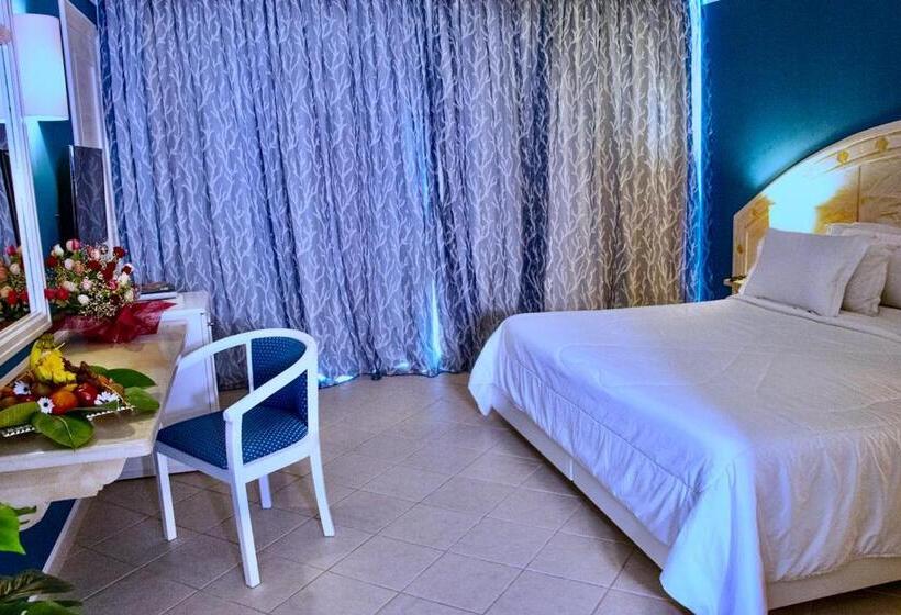 Chambre Quadruple Deluxe, Cap Bon Kelibia Beach Hotel & Spa