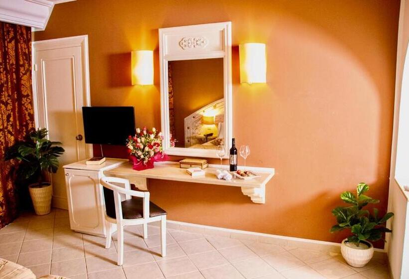 غرفة ديلوكس رباعية, Cap Bon Kelibia Beach Hotel & Spa