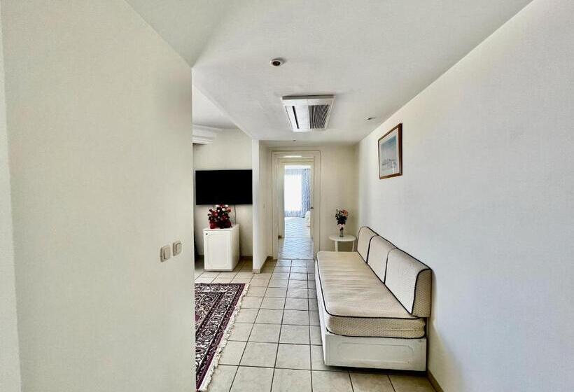 جناح ديلوكس مطل على البحر, Cap Bon Kelibia Beach Hotel & Spa